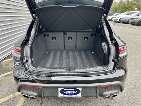 Used 2023 Porsche Macan S w/ Premium Package Plus image 36