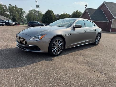 Used 2021 Maserati Quattroporte S GranLusso Q4 AWD/4WD image 10