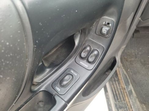 Used 2002 Ford Ranger XLT image 10