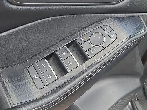 Used 2023 Nissan Rogue SL w/ SL Premium Package FWD image 22