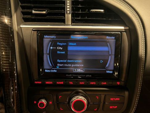 Used 2015 Audi R8 V10 image 23