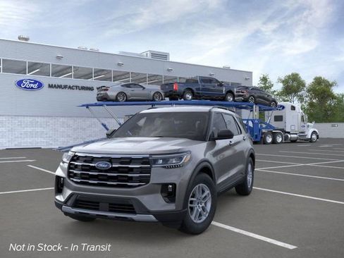 New 2026 Ford Explorer Active image 2