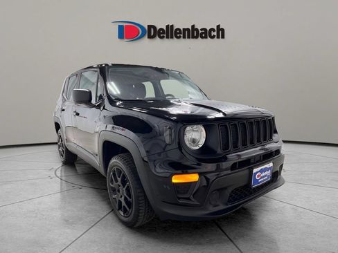 Used 2023 Jeep Renegade Latitude AWD/4WD image 7