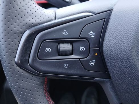 Used 2026 Chevrolet Trax RS w/ Sunroof Package FWD image 25