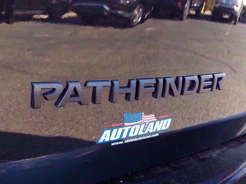 Used 2018 Nissan Pathfinder SL w/ Midnight Edition Package image 30