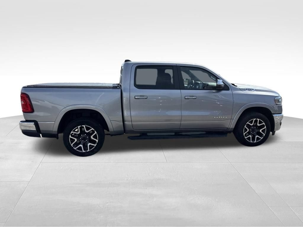 Used 2025 RAM 1500 Laramie AWD/4WD image 8