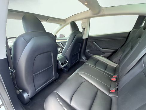 Used 2023 Tesla Model 3 Standard Range RWD image 21