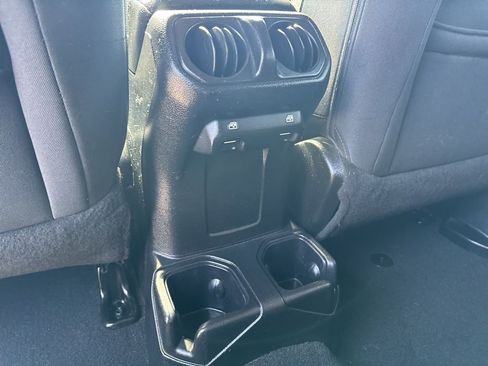 Certified 2018 Jeep Wrangler Unlimited Sport S AWD/4WD image 19