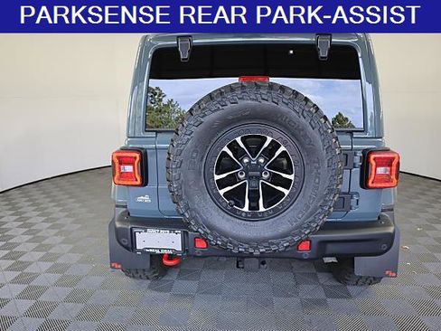 Used 2024 Jeep Wrangler Unlimited Rubicon image 6