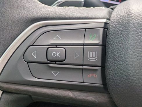 New 2025 Jeep Grand Cherokee L Limited w/ Black Appearance Package image 22