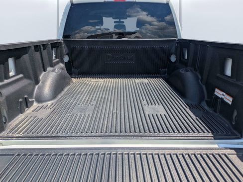 Used 2022 Ford F150 XLT w/ Trailer Tow Package AWD/4WD image 12