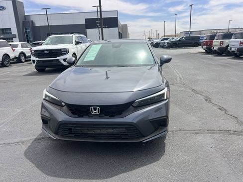 Used 2024 Honda Civic EX-L image 2