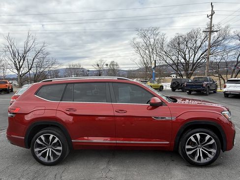 Used 2021 Volkswagen Atlas SEL R-Line image 5