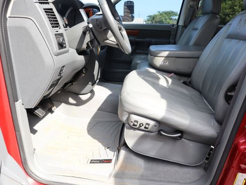 Used 2006 Dodge Ram 2500 Truck Laramie AWD/4WD image 13