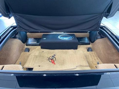 Used 1998 Chevrolet Corvette Coupe w/ Memory Pkg RWD image 5