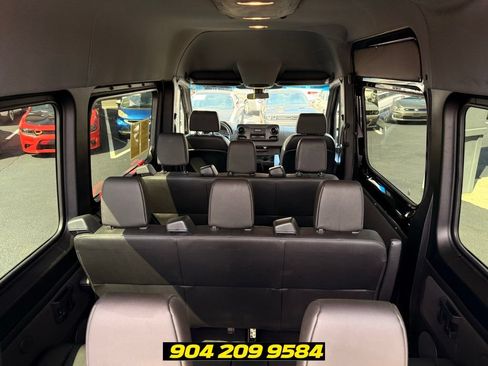 Used 2019 Mercedes-Benz Sprinter 2500 image 25