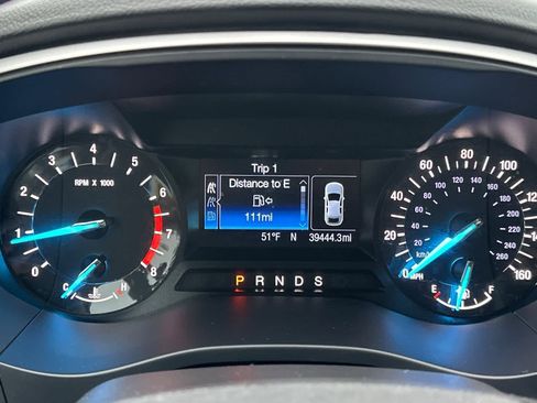 Used 2015 Ford Fusion SE image 23