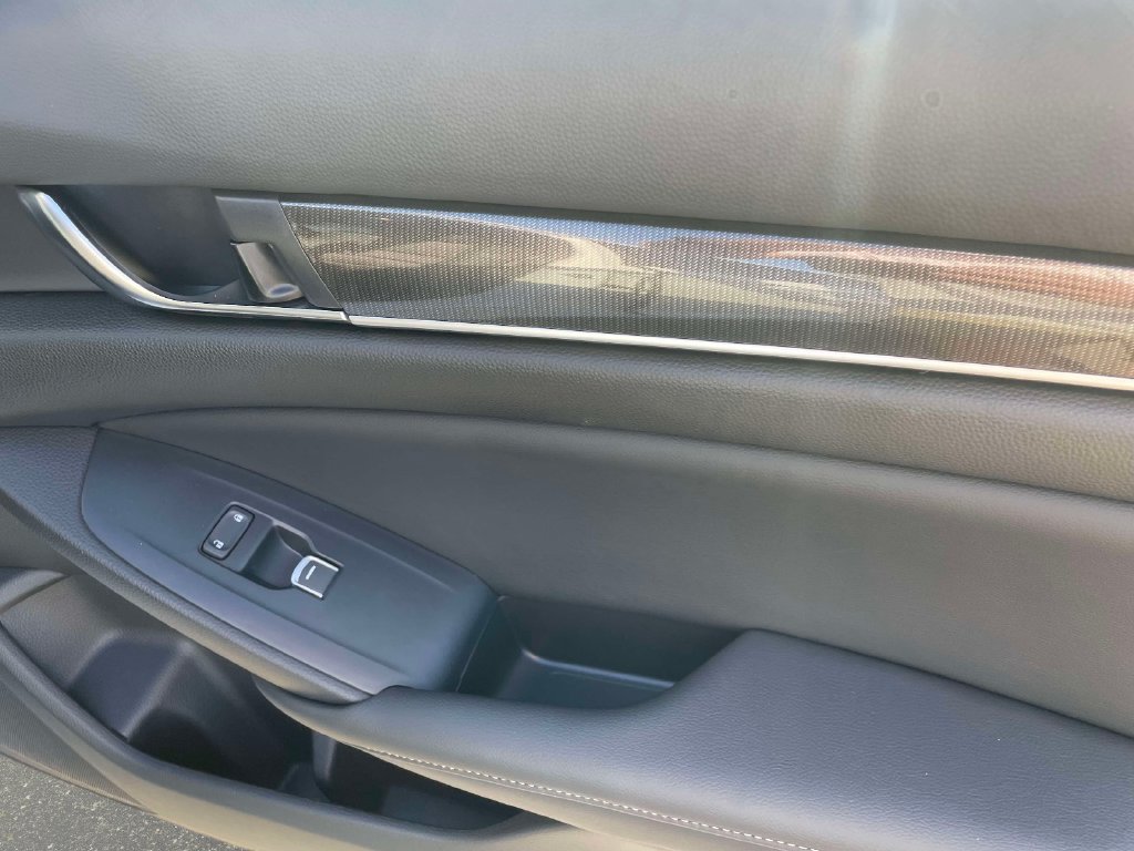 Used 2022 Honda Accord Sport image 9
