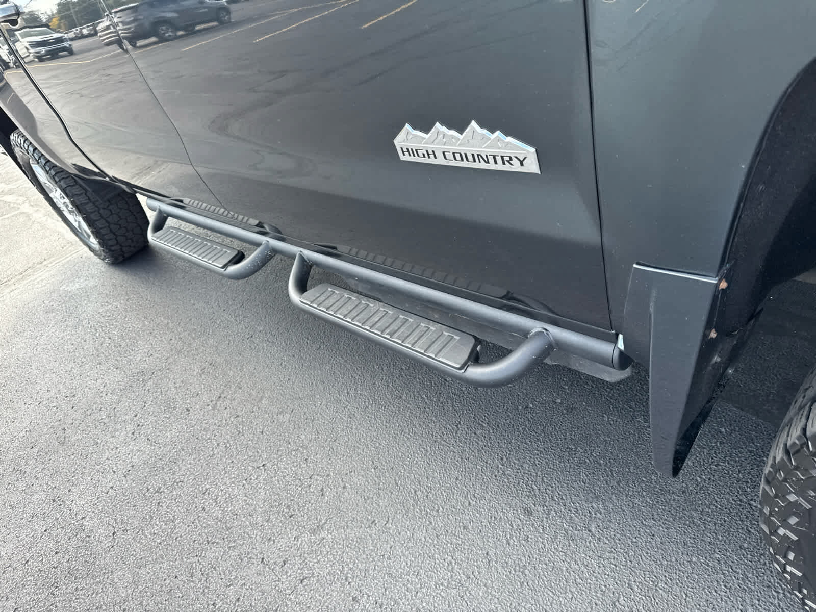 Used 2017 Chevrolet Silverado 2500 High Country w/ Duramax Plus Package AWD/4WD image 16