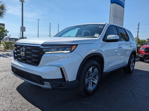 New 2025 Honda Pilot EX-L image 8