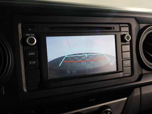 Used 2017 Toyota Tacoma SR w/ Tow Package image 29