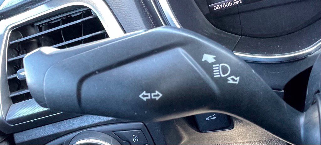 Used 2017 Ford Fusion SE w/ Equipment Group 201A FWD image 16