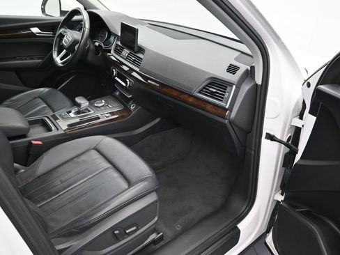 Used 2019 Audi Q5 2.0T Premium image 21