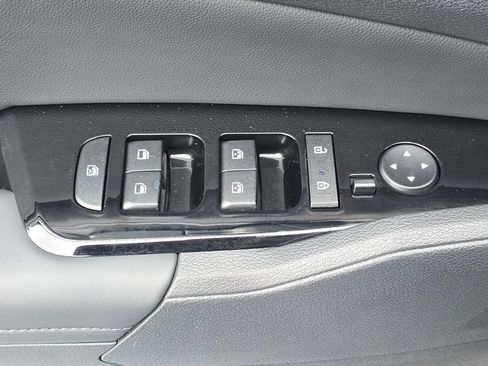Certified 2025 Kia Sportage EX AWD/4WD image 24