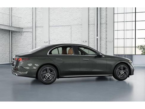New 2026 Mercedes-Benz E 350 4MATIC Sedan image 18