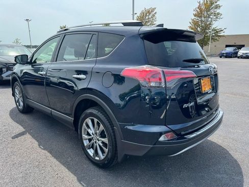 Used 2018 Toyota RAV4 Limited w/ Advanced Technology Package AWD/4WD image 5