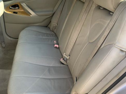 Used 2007 Toyota Camry XLE FWD image 8