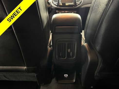 Used 2021 Jeep Compass Latitude AWD/4WD image 24