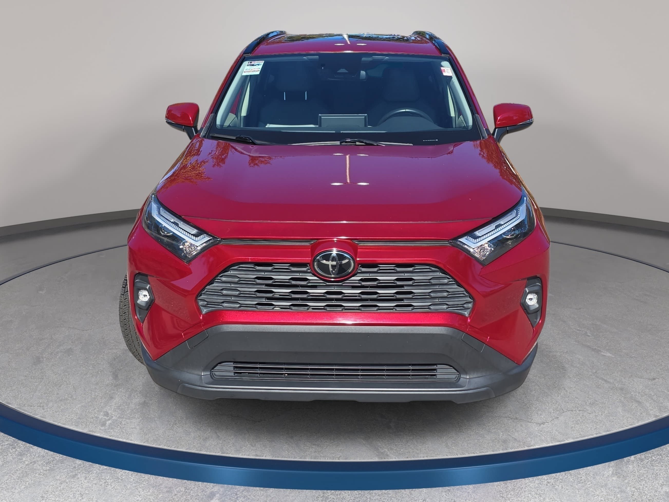 Used 2023 Toyota RAV4 XLE Premium FWD image 2