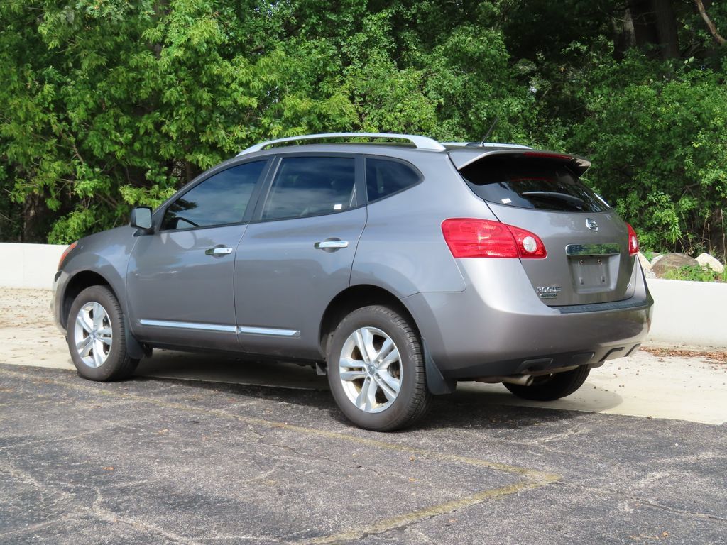 Used 2015 Nissan Rogue S w/ Convenience Package AWD/4WD image 6