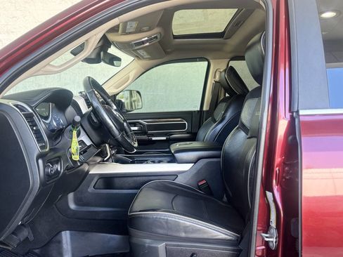 Used 2019 RAM 3500 Laramie image 14