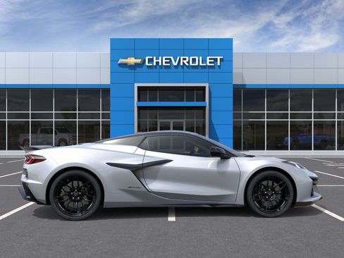 New 2027 Chevrolet Corvette Z06 w/ Stealth Interior Trim Package RWD image 5