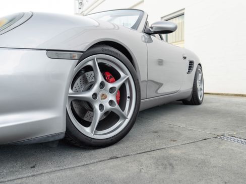 Used 2003 Porsche Boxster S image 4