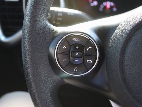 Used 2022 Kia Soul LX w/ Technology Package image 20