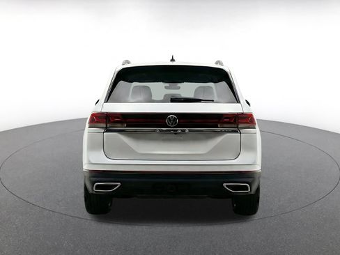 Used 2026 Volkswagen Atlas SE FWD image 10