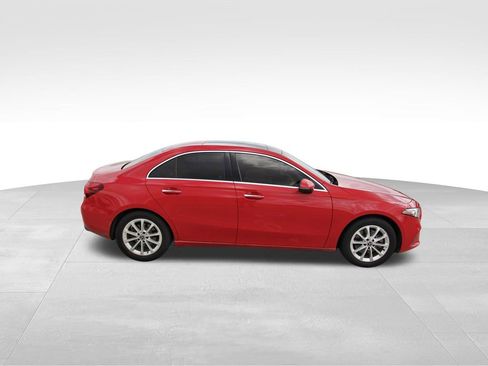 Used 2019 Mercedes-Benz A 220 4MATIC image 5