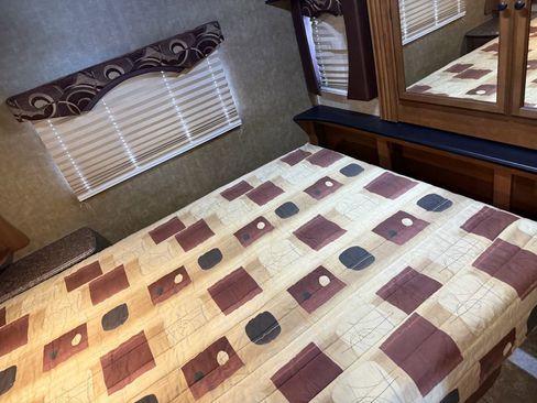 Used 2013 Chevrolet Express 4500 280DS w/ RV Package image 77