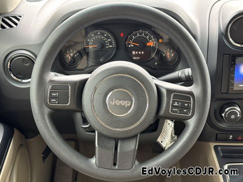 Used 2016 Jeep Patriot Sport w/ Power Value Group image 28