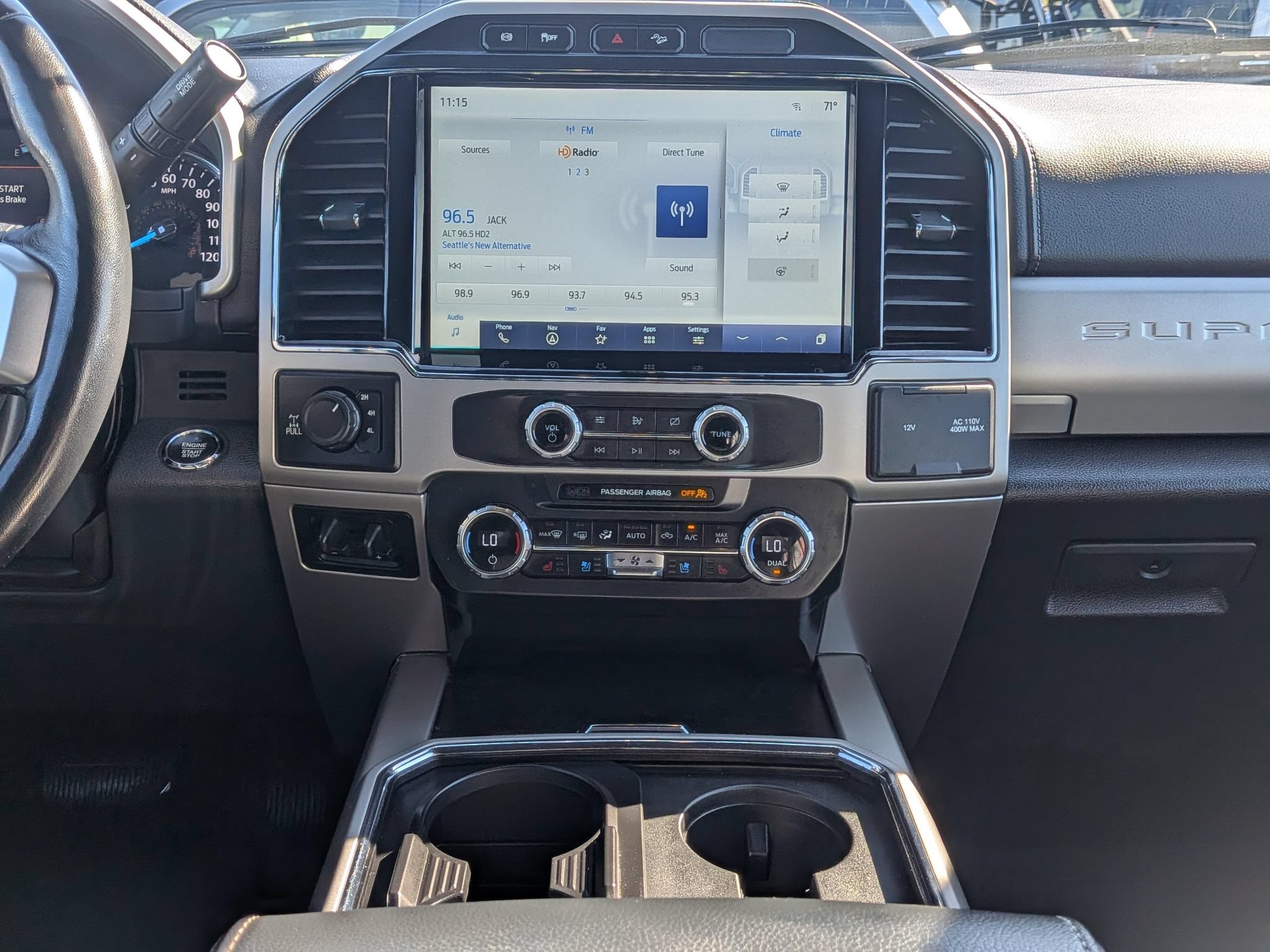 Used 2022 Ford F350 Lariat w/ Lariat Ultimate Package AWD/4WD image 11