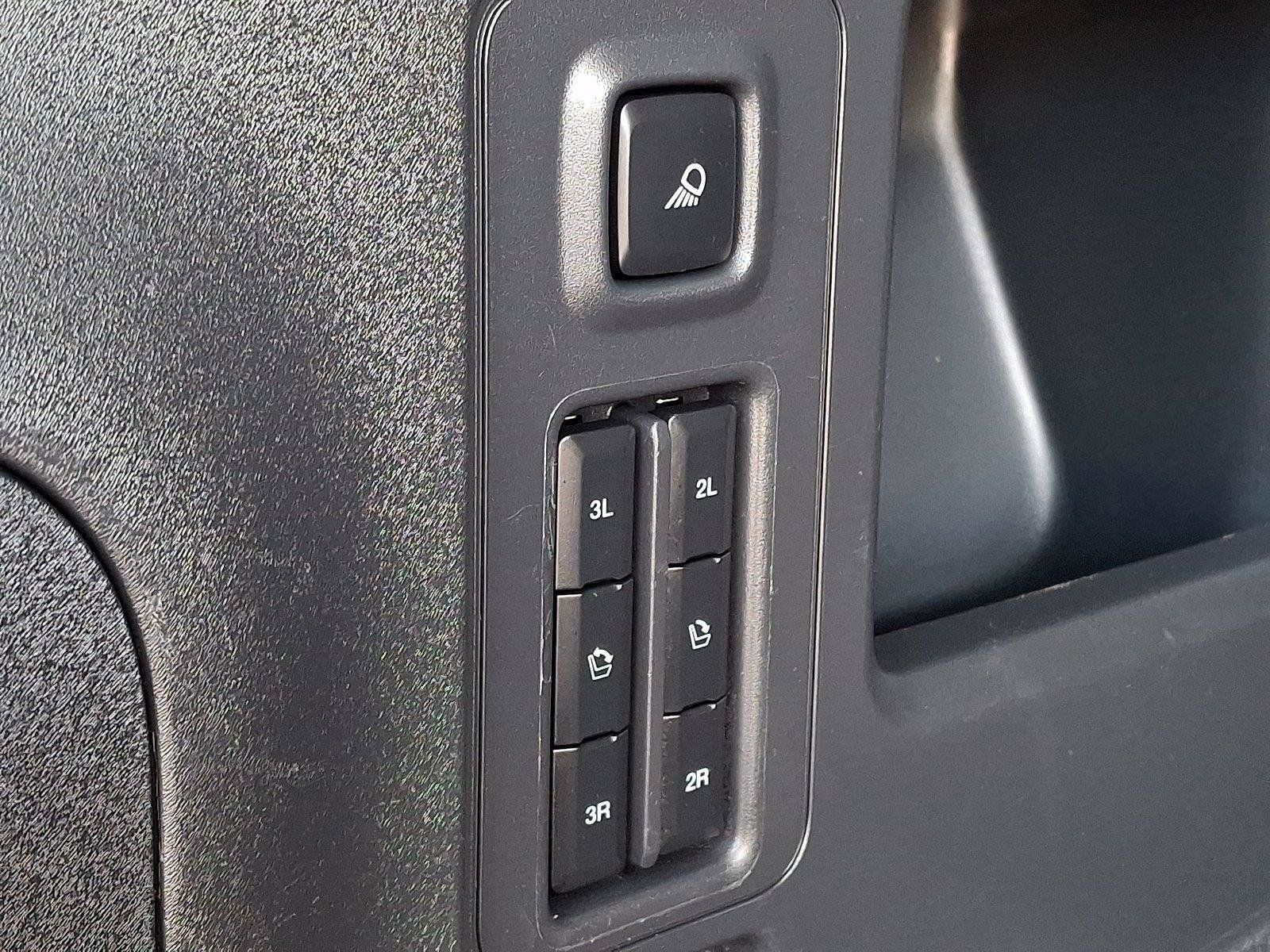 Certified 2025 Ford Expedition Active AWD/4WD image 36