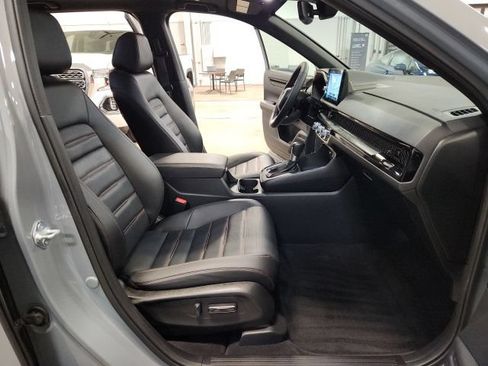 Used 2025 Honda CR-V Sport Touring image 32