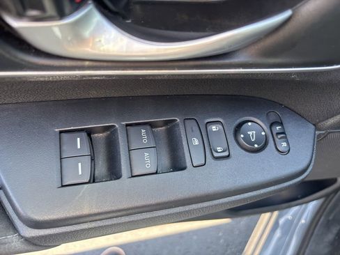 Used 2021 Honda CR-V EX image 15
