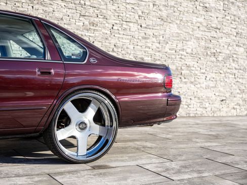 Used 1996 Chevrolet Caprice SS image 16