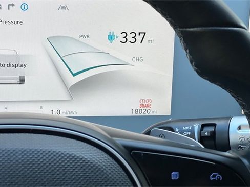 Certified 2024 Hyundai Ioniq 5 SE image 34