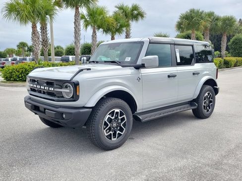 New 2026 Ford Bronco Outer Banks AWD/4WD image 4