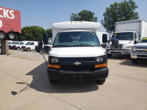 Used 2011 Chevrolet Express 3500 w/ School Bus Package RWD image 4